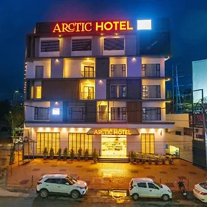 **** Hotel Arctic India